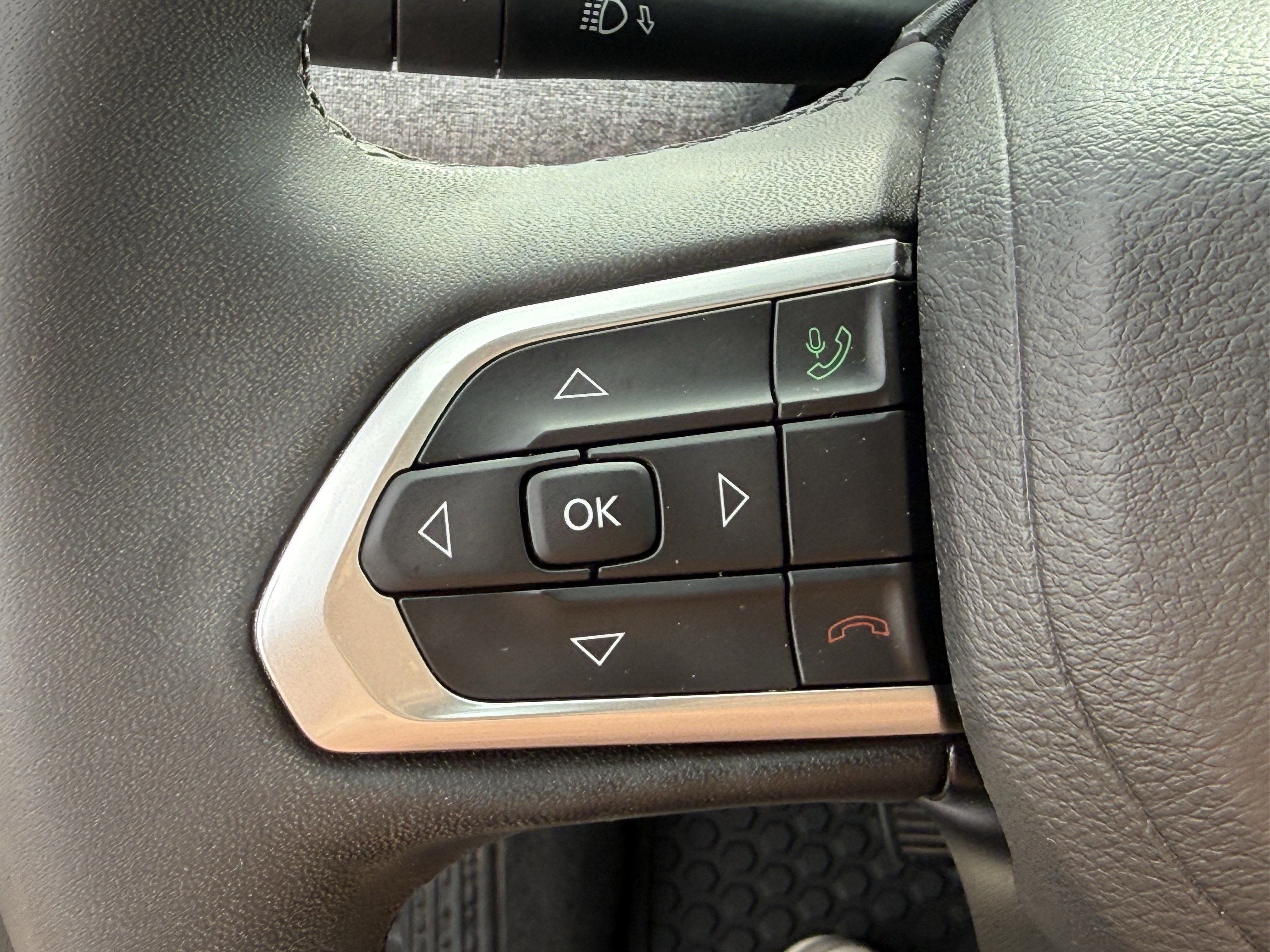 Used 2023 Jeep Compass Latitude w/ Convenience Group image 15