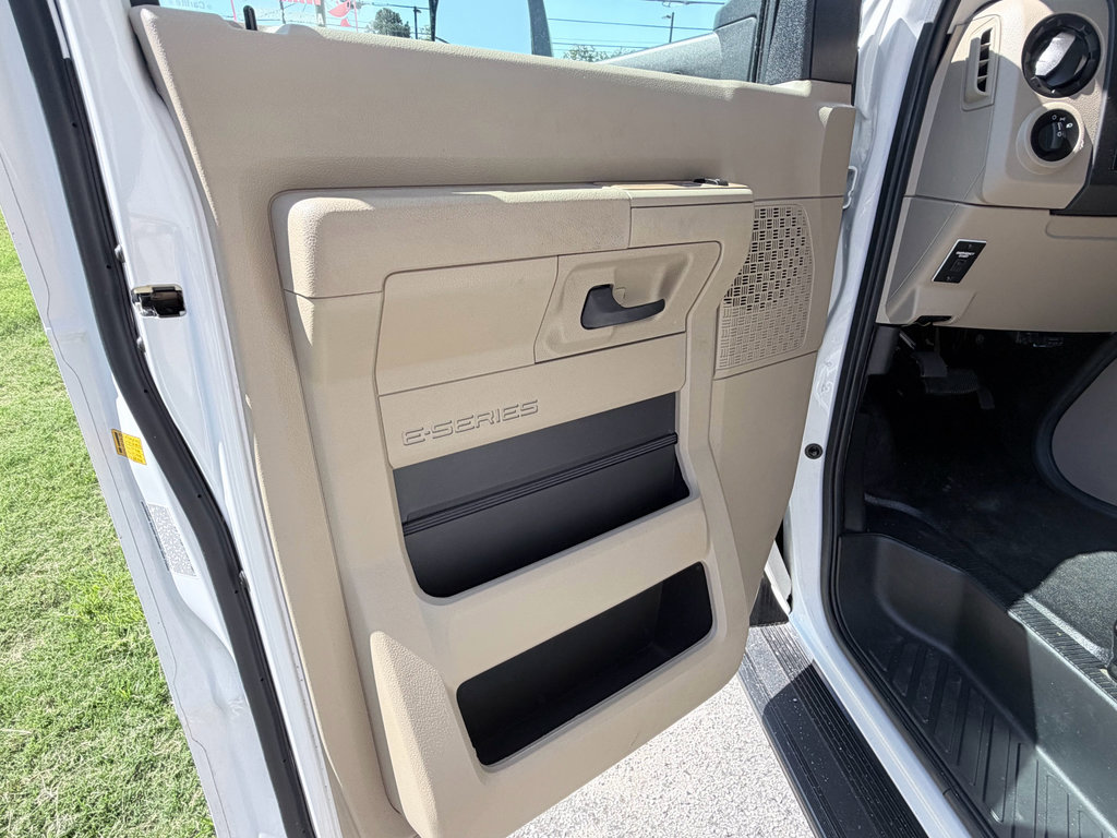 Used 2019 Ford E-450 and Econoline 450 Super Duty w/ Motorhome Prep Package RWD image 23