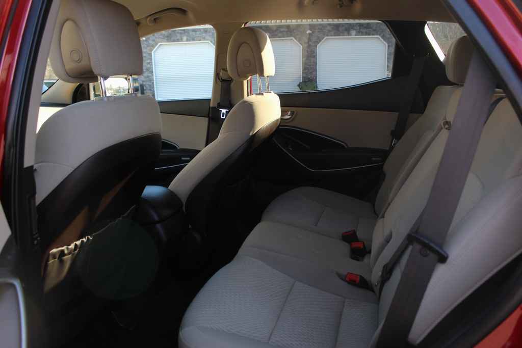 Used 2017 Hyundai Santa Fe Sport FWD image 26