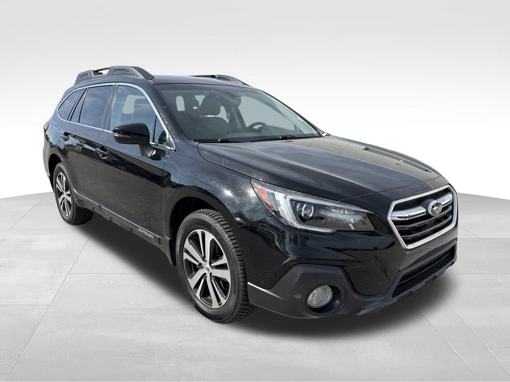 Used 2018 Subaru Outback 2.5i Limited AWD/4WD image 3