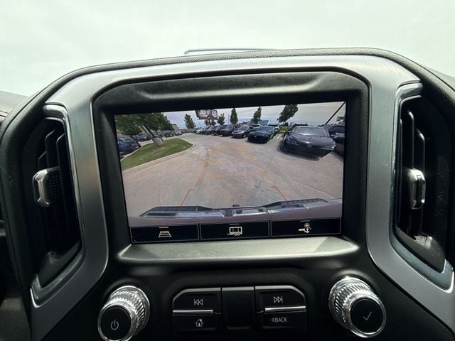 Used 2021 GMC Sierra 2500 SLE w/ SLE Convenience Package AWD/4WD image 17