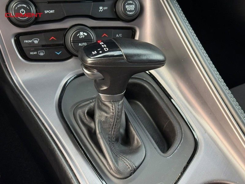 Used 2023 Dodge Challenger SXT image 22