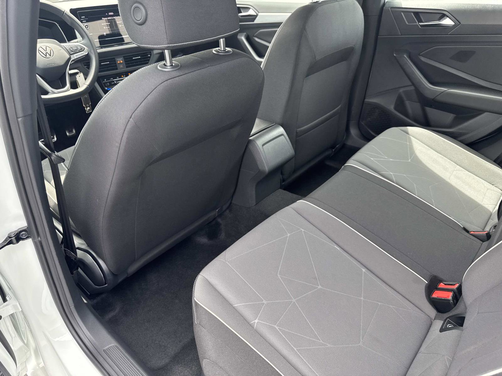 Certified 2025 Volkswagen Jetta Sport image 10