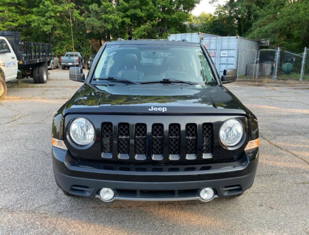 Used 2016 Jeep Patriot High Altitude image 2