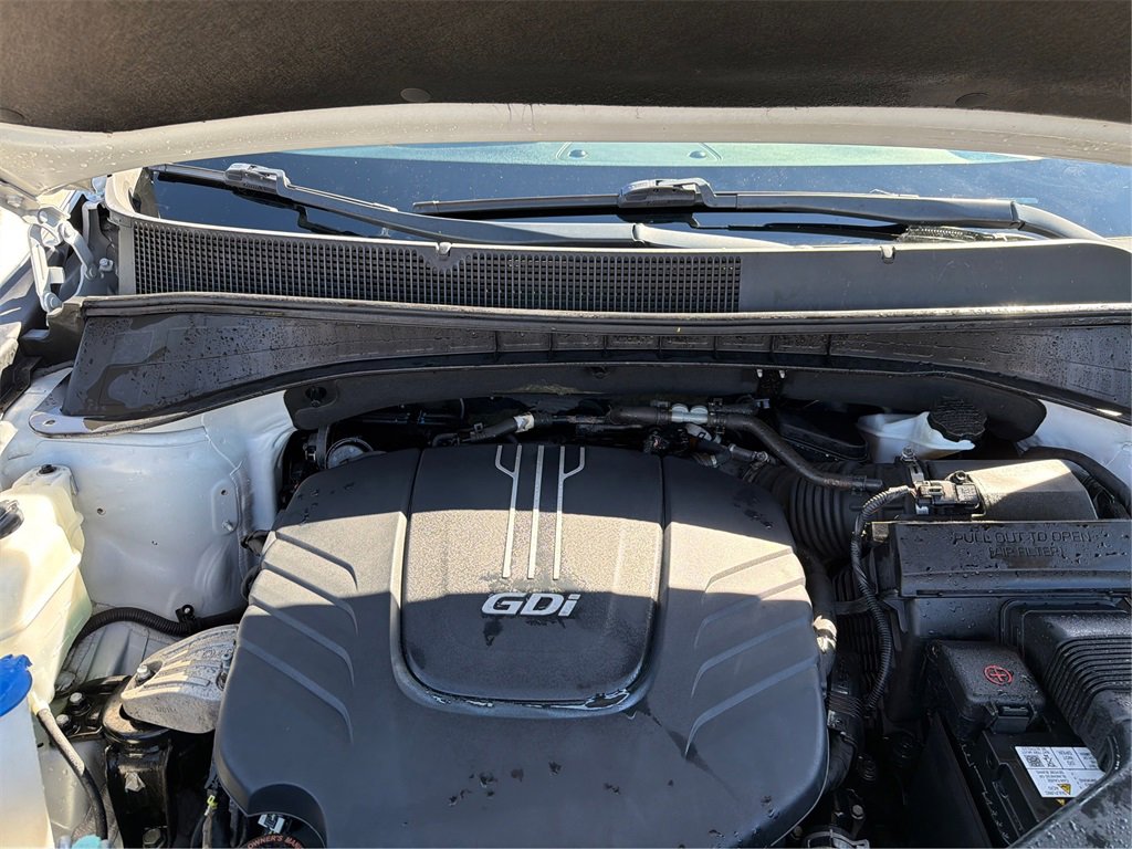 Used 2017 Kia Sorento LX image 12