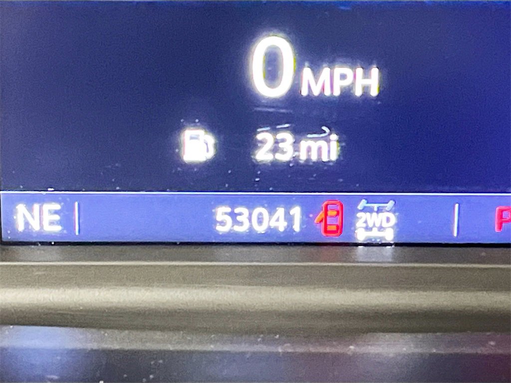 Used 2023 Chevrolet Silverado 2500 Custom w/ Custom Convenience Package image 12