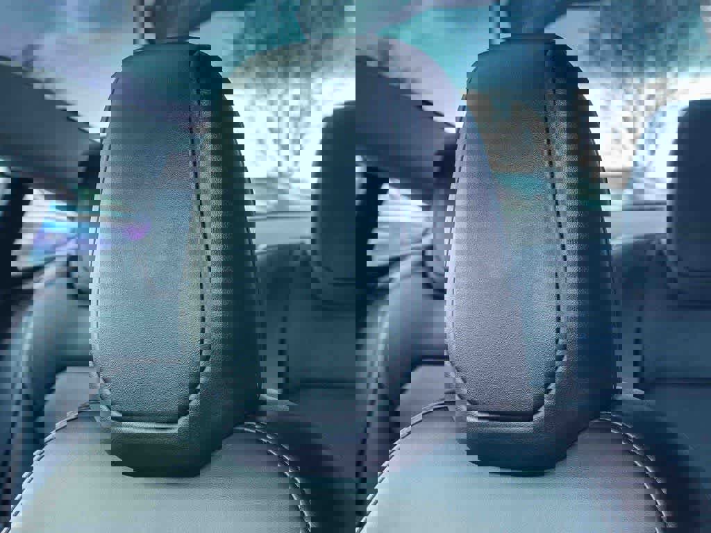 Used 2024 Tesla Model 3 Standard Range image 25