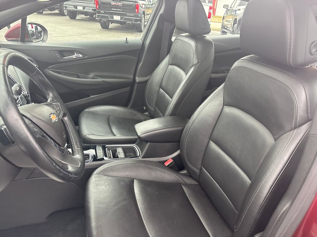 Used 2016 Chevrolet Cruze Premier image 14