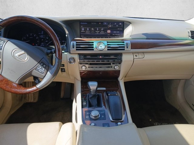 Used 2015 Lexus LS 460 w/ Comfort Package RWD image 19