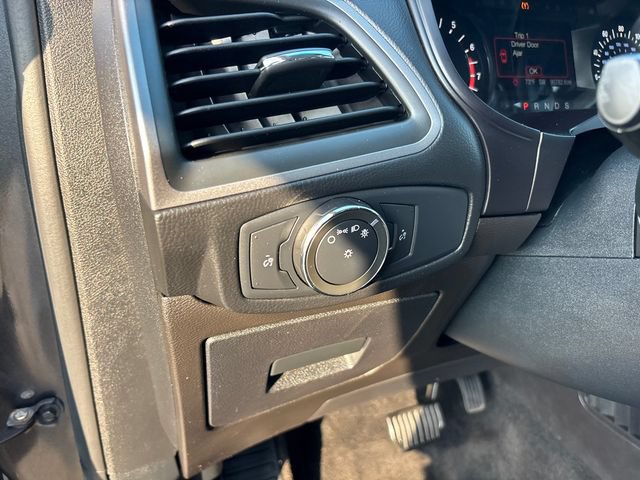Used 2017 Ford Edge SE AWD/4WD image 15