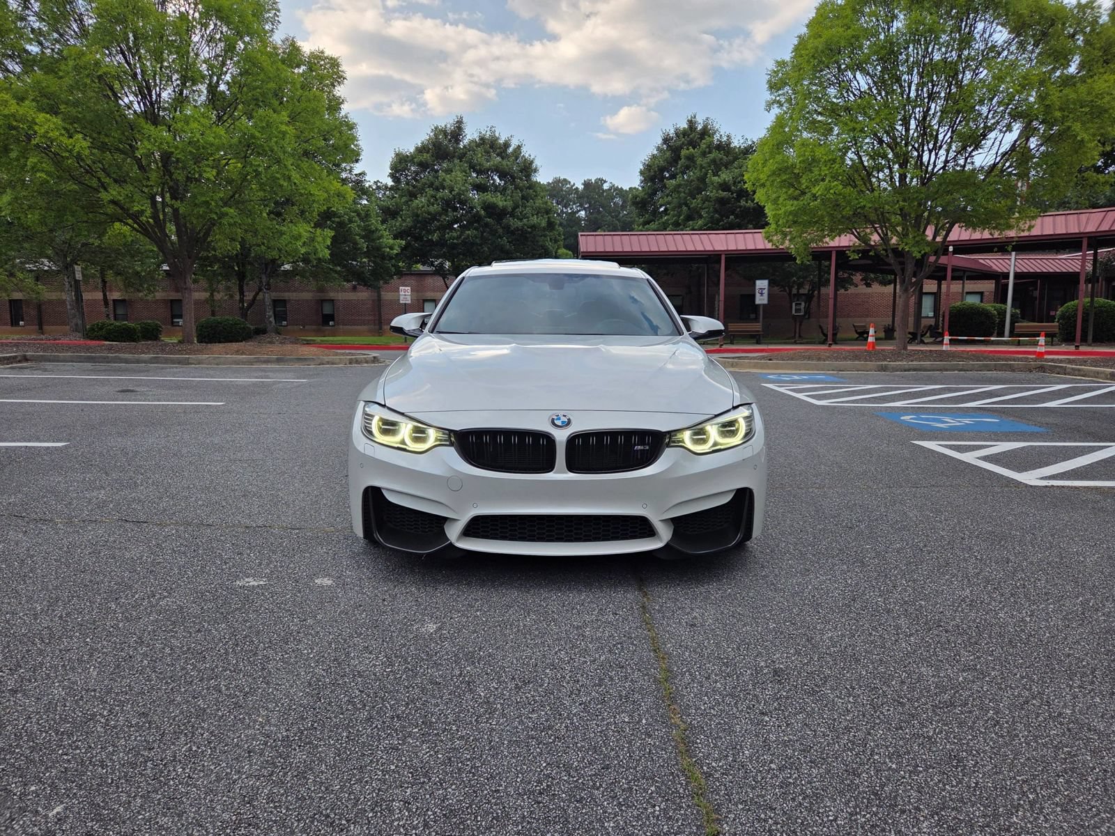 Used 2016 BMW M3 RWD image 10