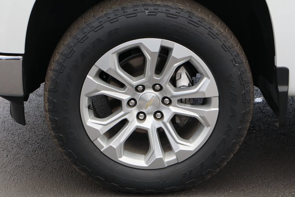 Certified 2023 Chevrolet Silverado 1500 LTZ w/ LTZ Premium Package AWD/4WD image 34