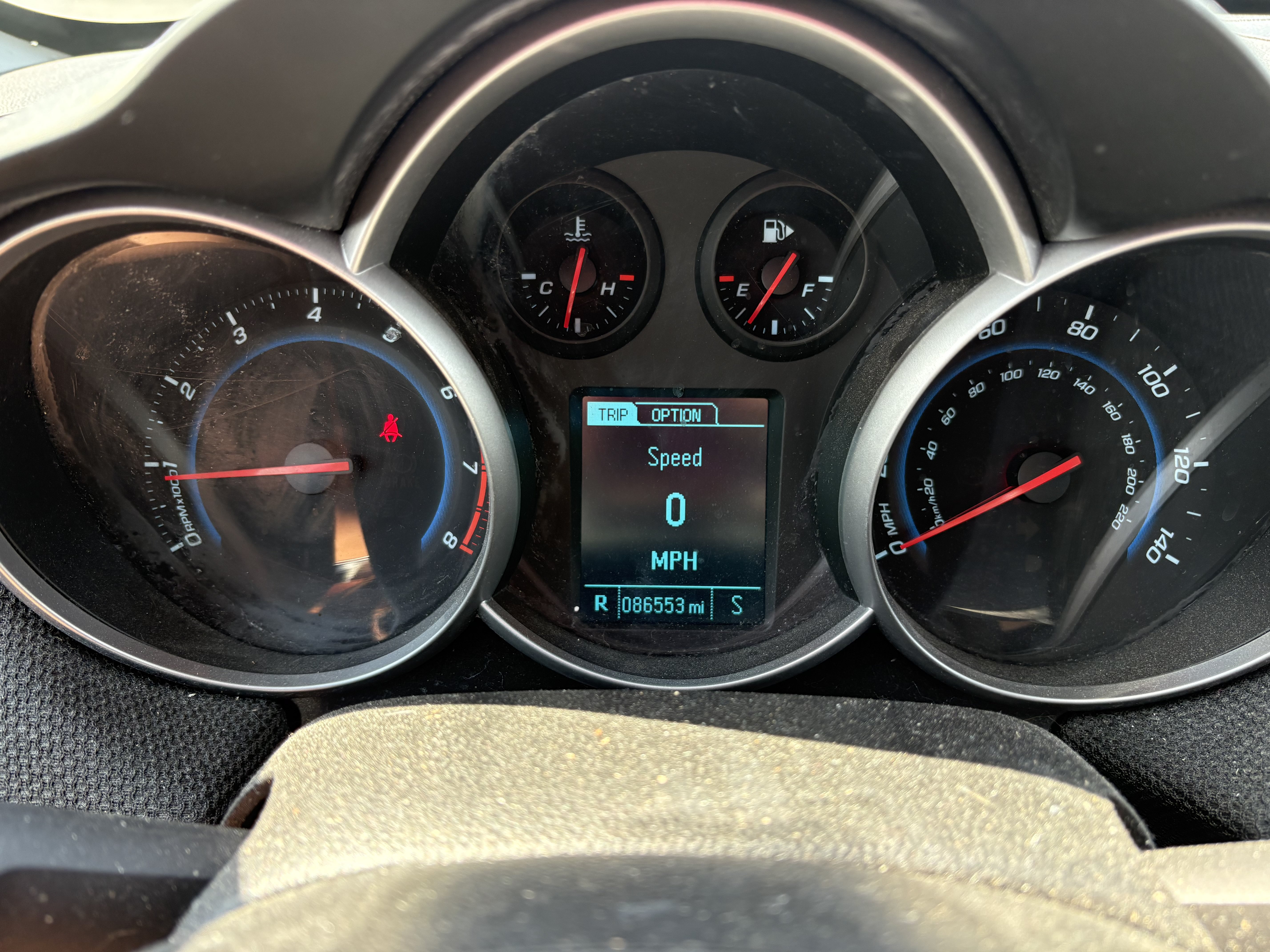 Used 2014 Chevrolet Cruze LT w/ Enhanced Safety Package FWD image 11