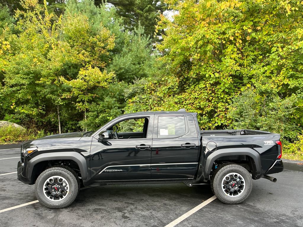 New 2025 Toyota Tacoma TRD Off-Road w/ TRD Off Road Upgrade Package image 2