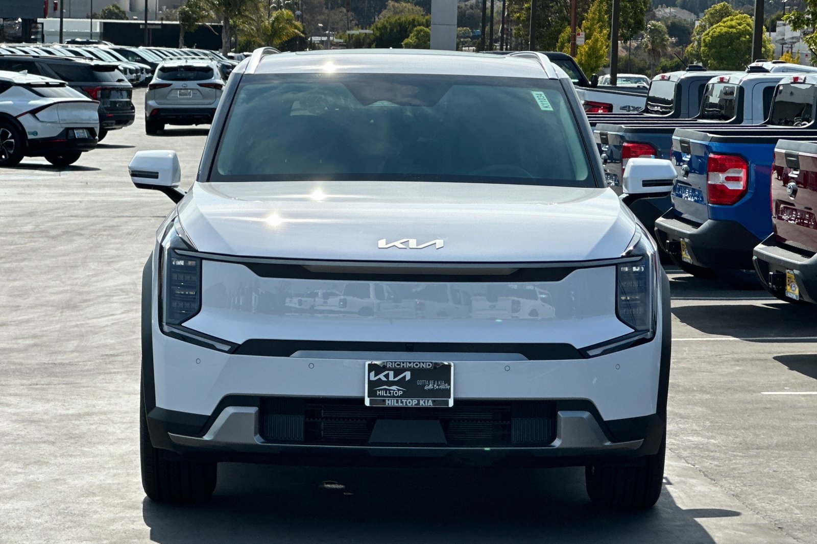 New 2026 Kia EV9 Wind AWD/4WD image 9