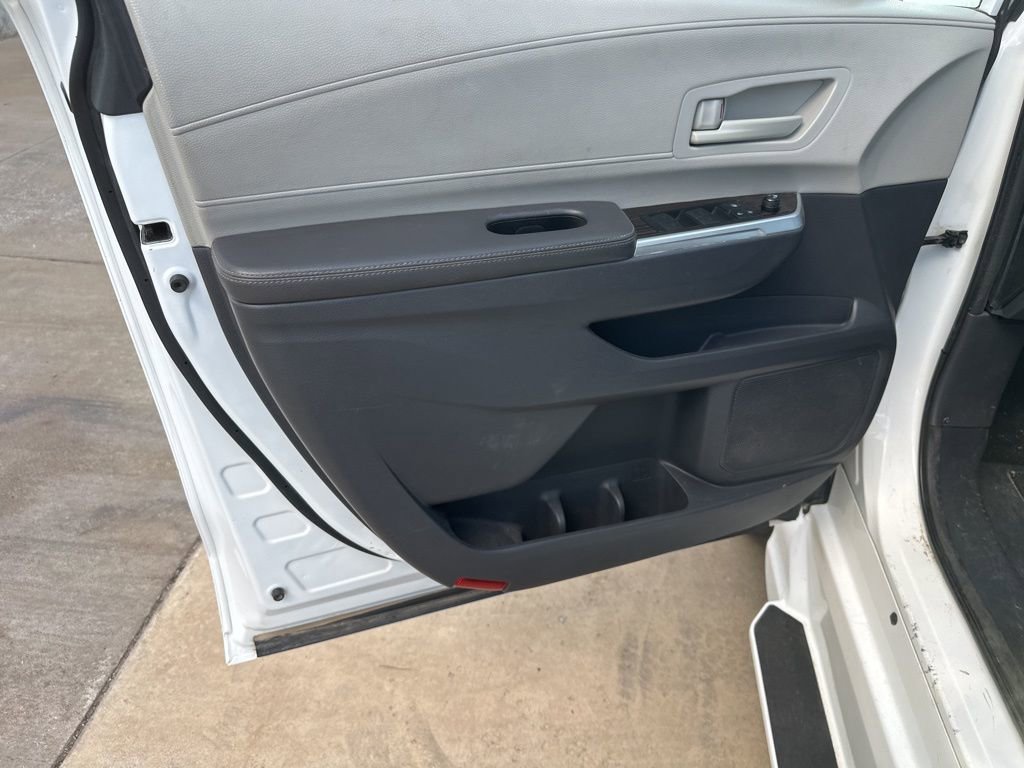 Used 2022 Toyota Sienna LE image 6