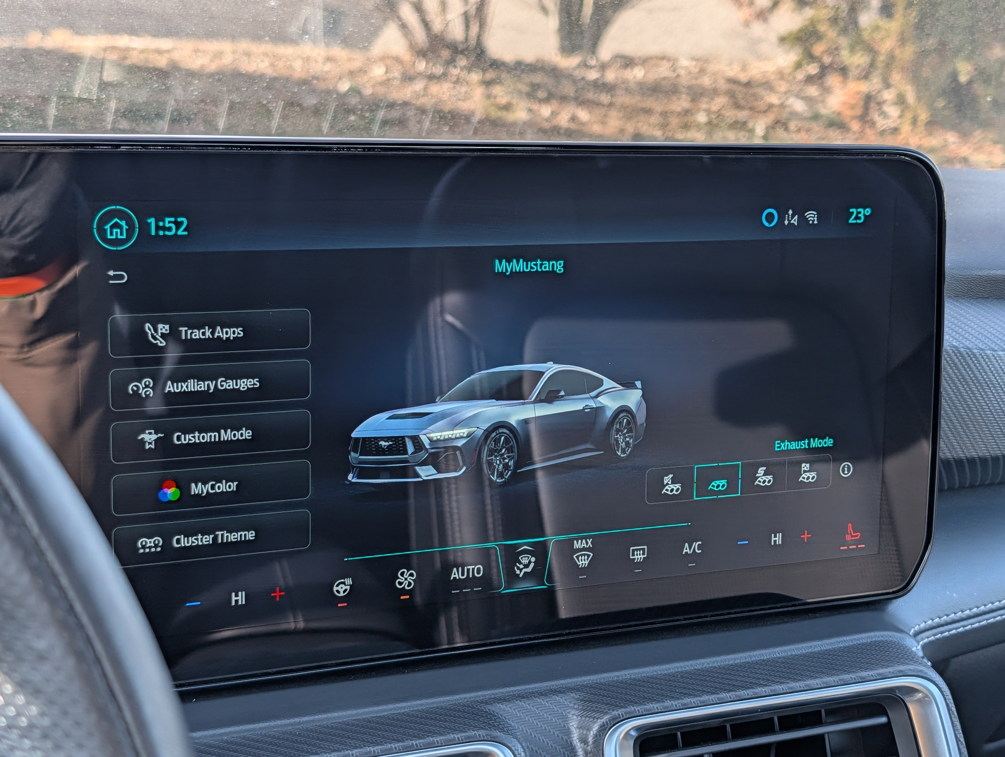 Used 2024 Ford Mustang GT Premium image 30