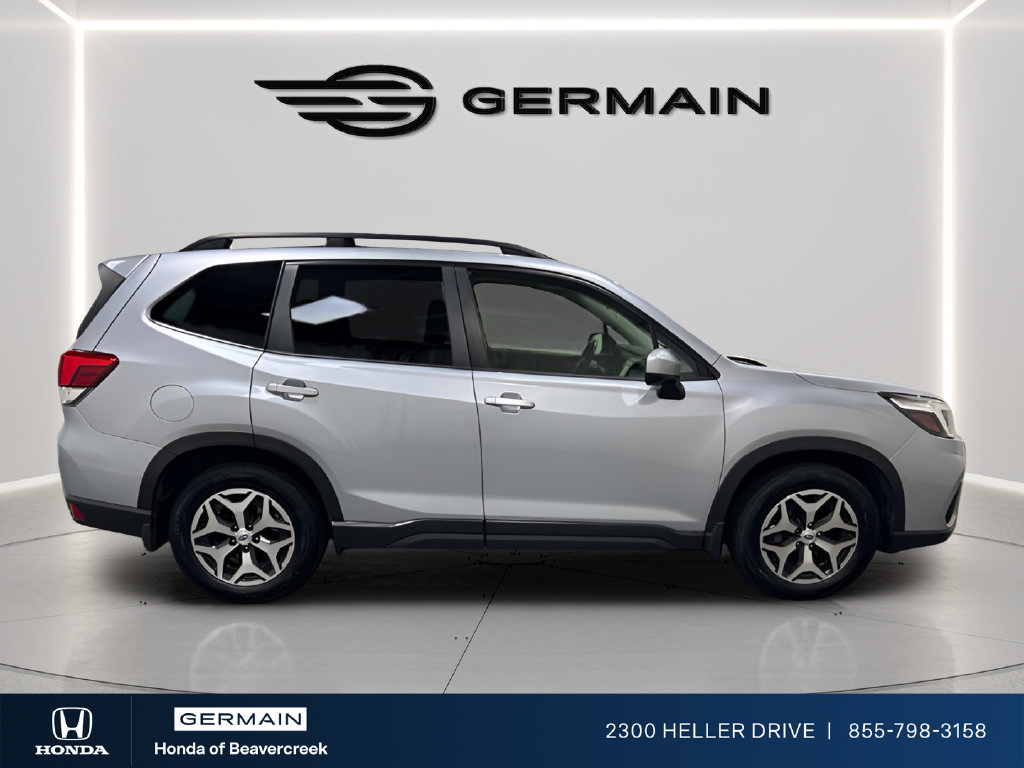 Used 2020 Subaru Forester Premium AWD/4WD image 9