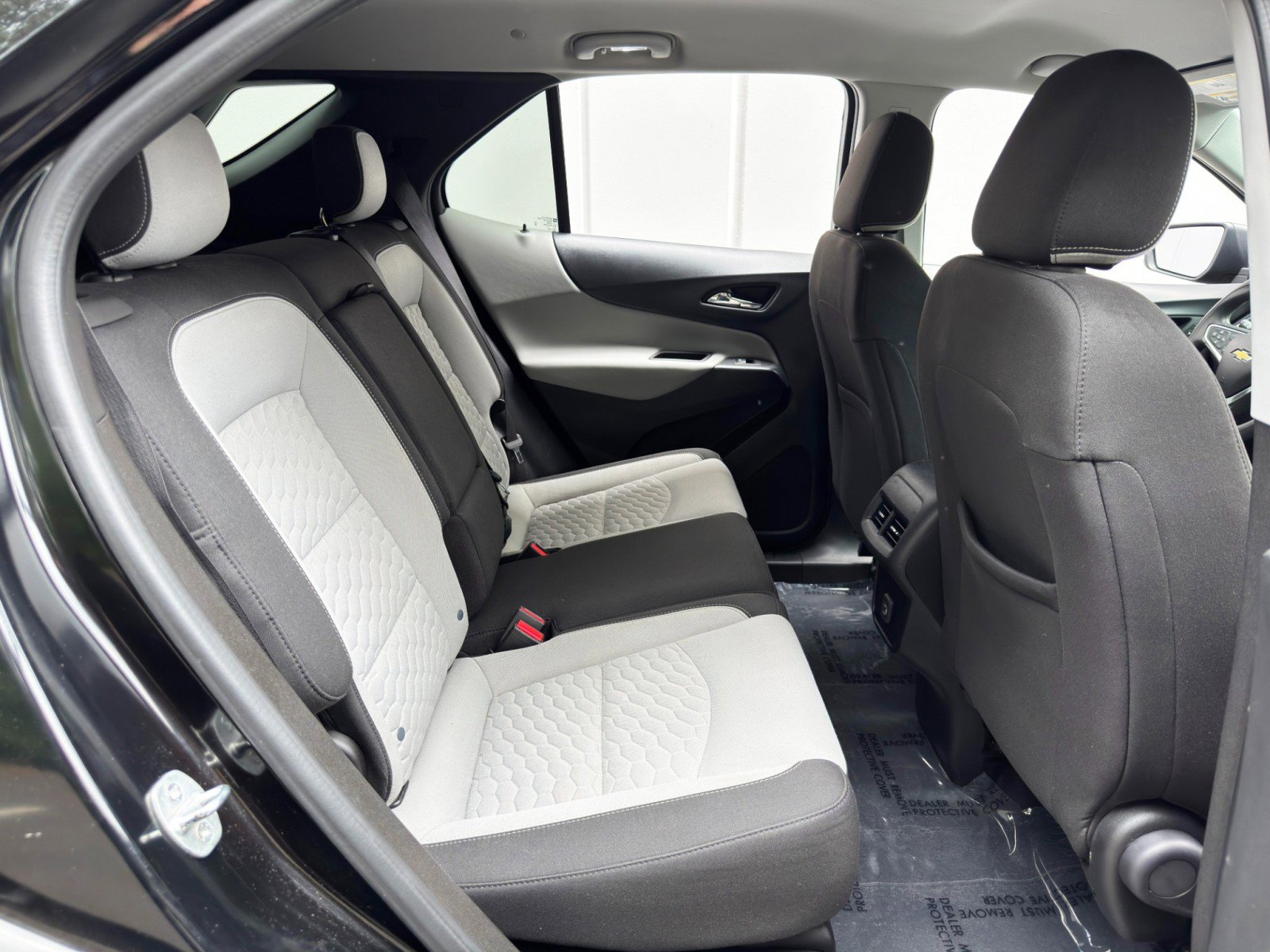 Used 2020 Chevrolet Equinox LS w/ LS Convenience Package FWD image 30