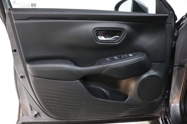 Used 2025 Honda HR-V EX-L image 16