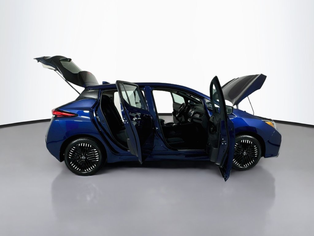 Used 2025 Nissan Leaf SV Plus FWD image 27