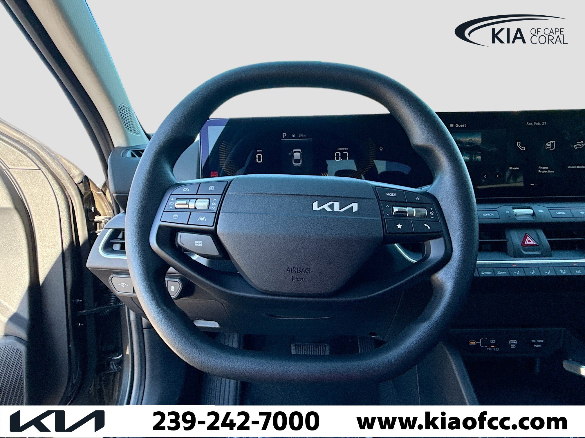 New 2025 Kia K4 LXS image 34