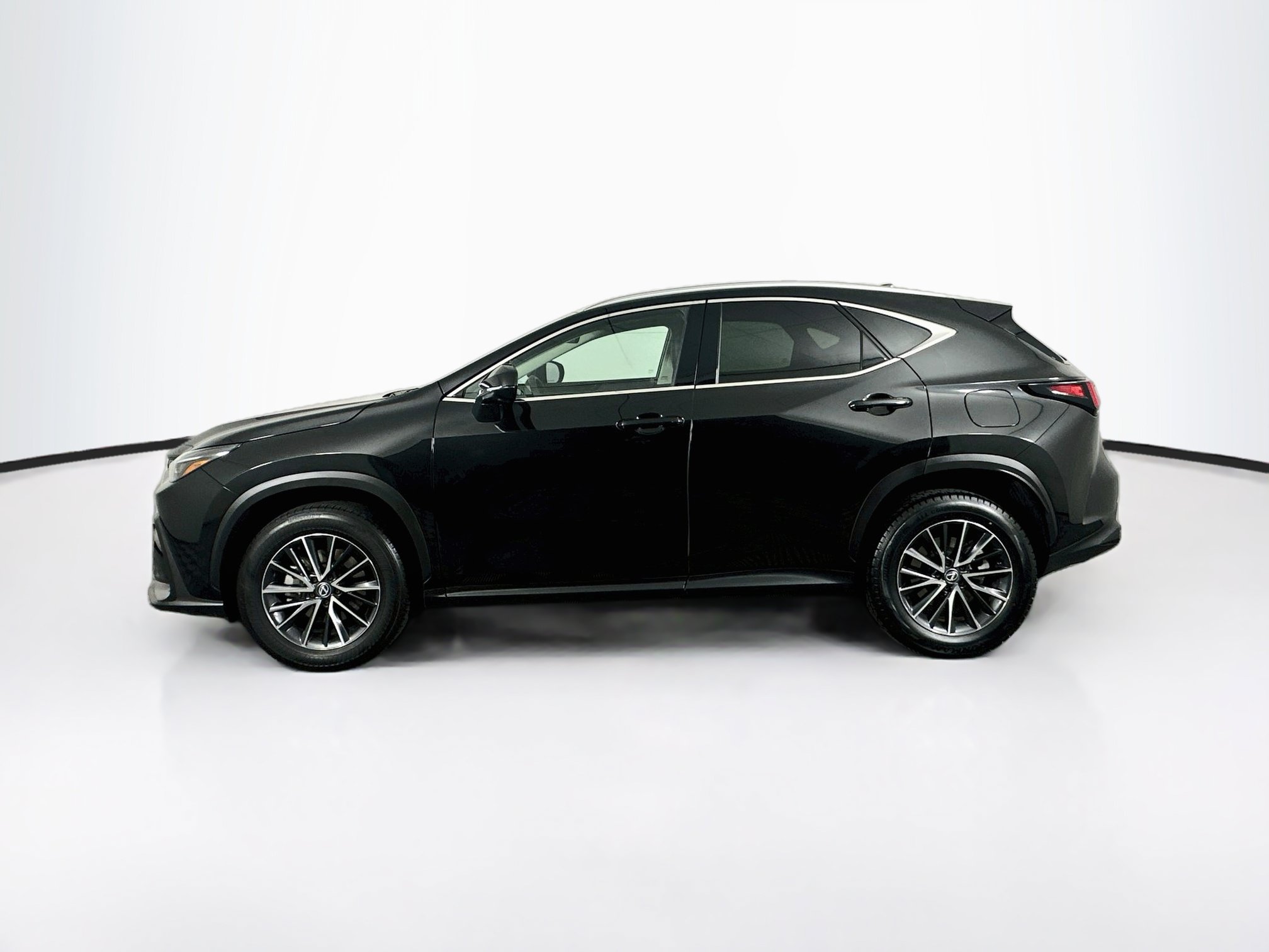 Used 2024 Lexus NX 350 AWD w/ Cold Area Package image 4