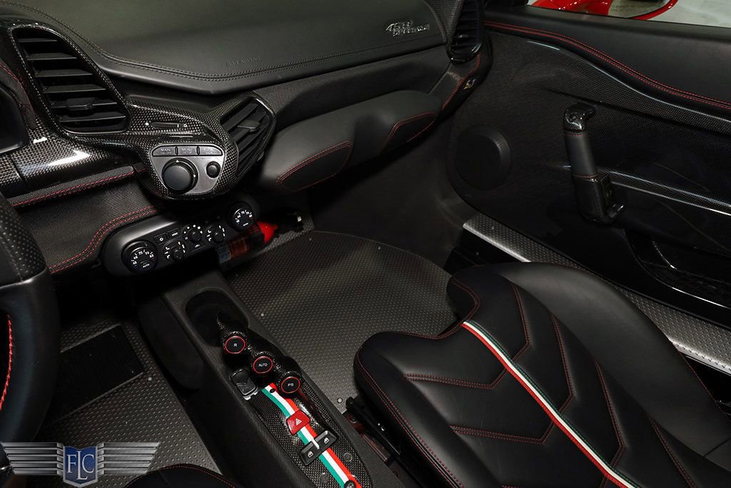 Used 2014 Ferrari 458 Speciale image 29