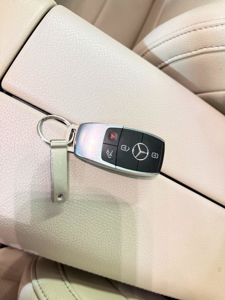 Used 2020 Mercedes-Benz GLS 450 4MATIC image 37