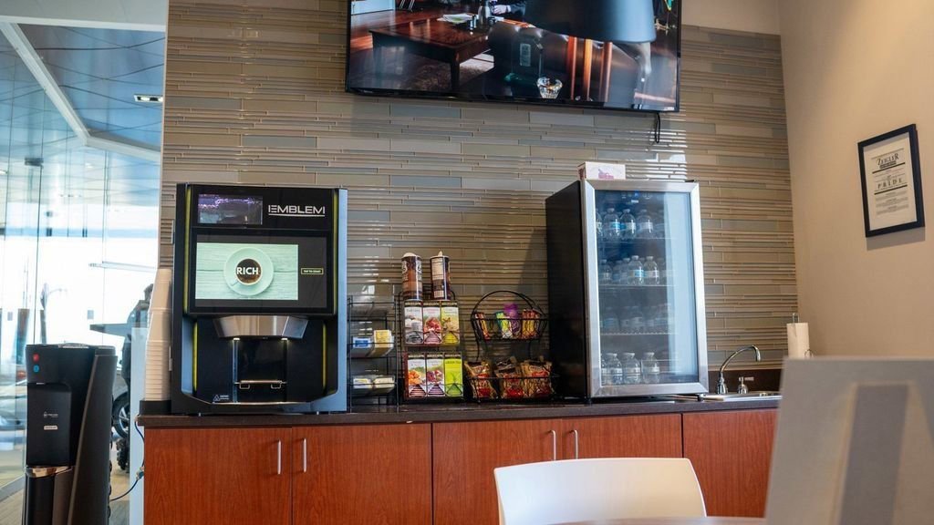 Used 2021 GMC Terrain SLE w/ Driver Convenience Package image 41