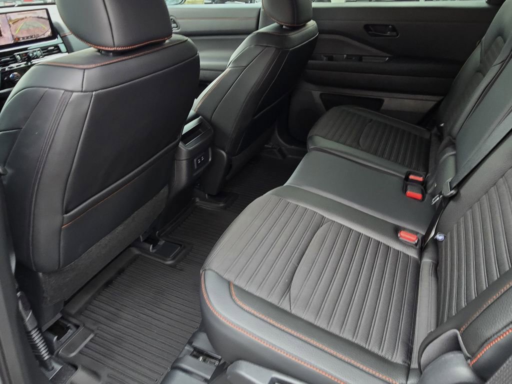 New 2026 Nissan Pathfinder Rock Creek image 11