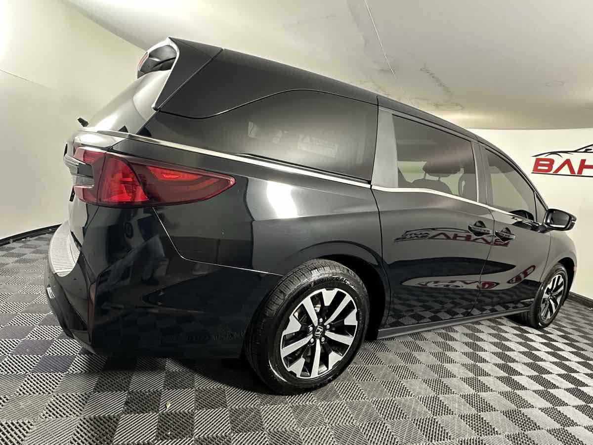 Used 2025 Honda Odyssey EX-L image 10