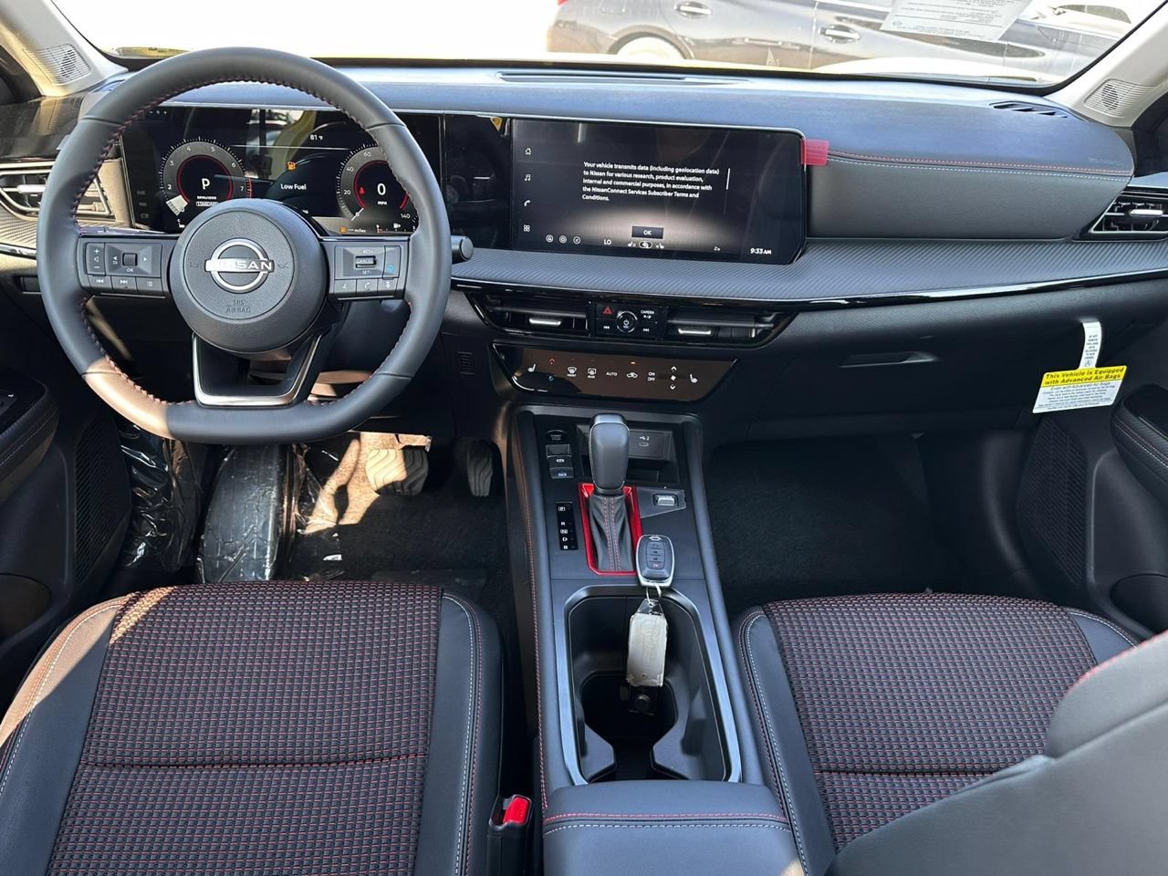New 2026 Nissan Kicks SR w/ Cold Weather Package AWD/4WD image 7