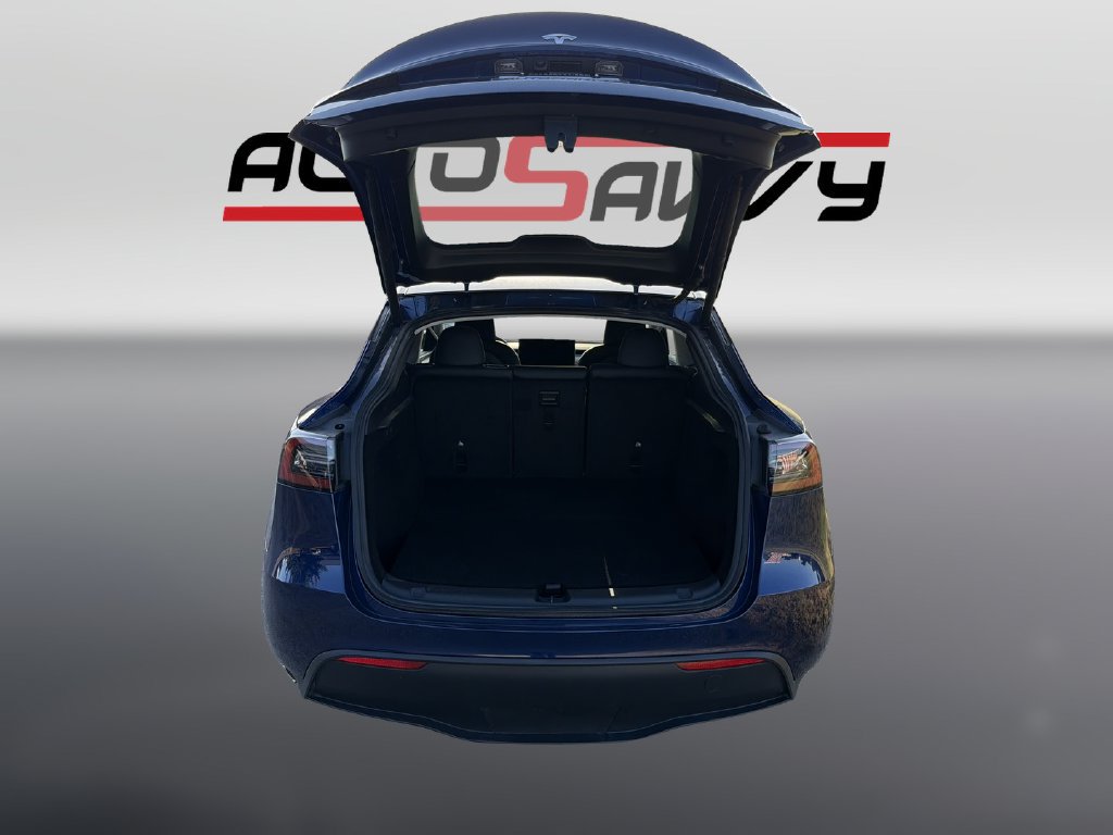 Used 2025 Tesla Model Y Long Range RWD image 18
