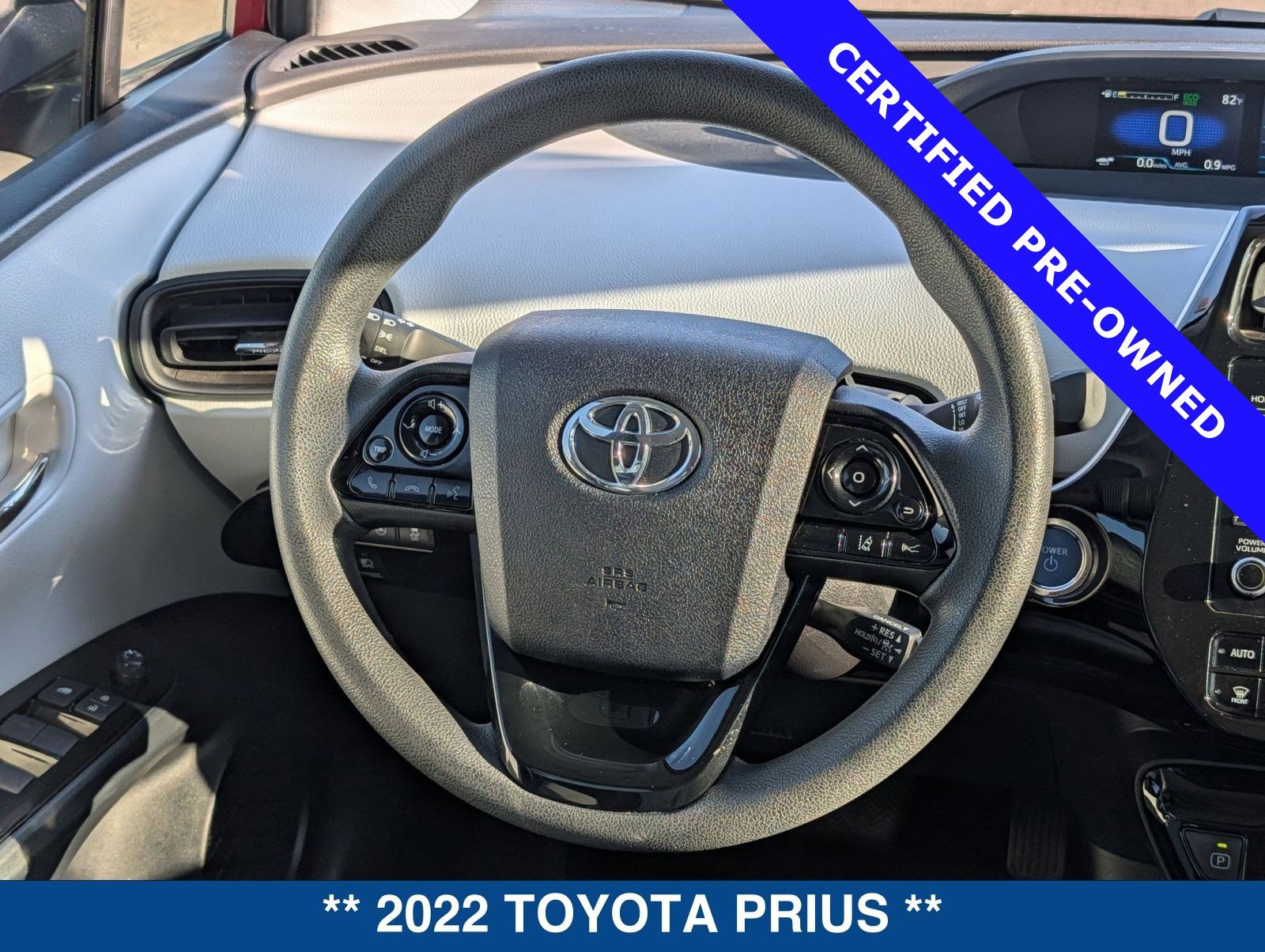 Used 2022 Toyota Prius LE image 16