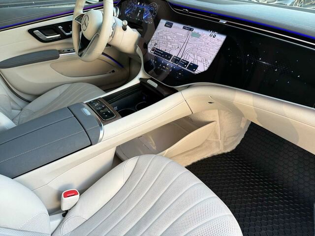 Certified 2023 Mercedes-Benz EQS 580 4MATIC Sedan image 19