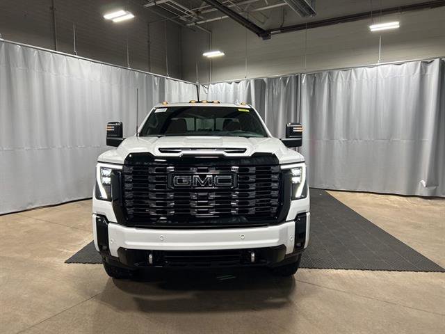 New 2025 GMC Sierra 2500 Denali Ultimate w/ Max Trailering Package image 9