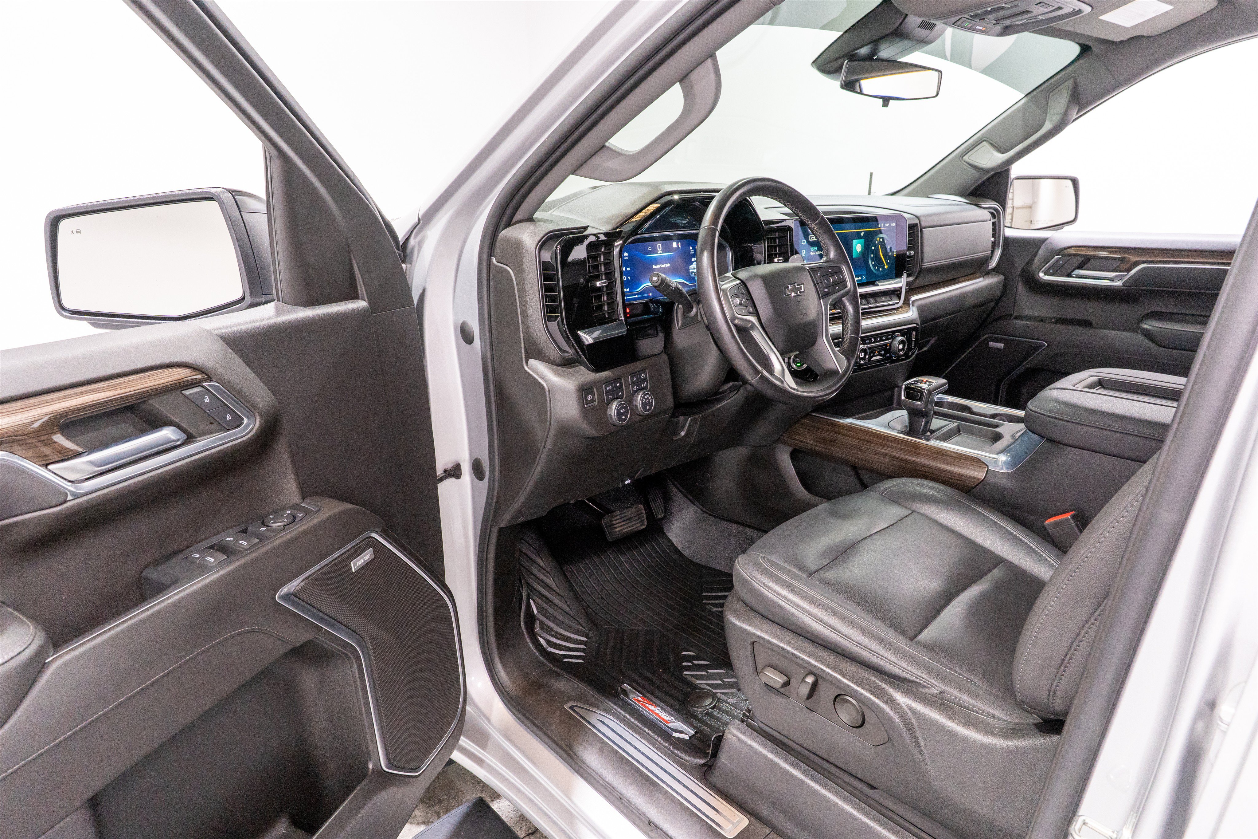 Used 2022 Chevrolet Silverado 1500 RST w/ RST All Star Premium Package AWD/4WD image 14