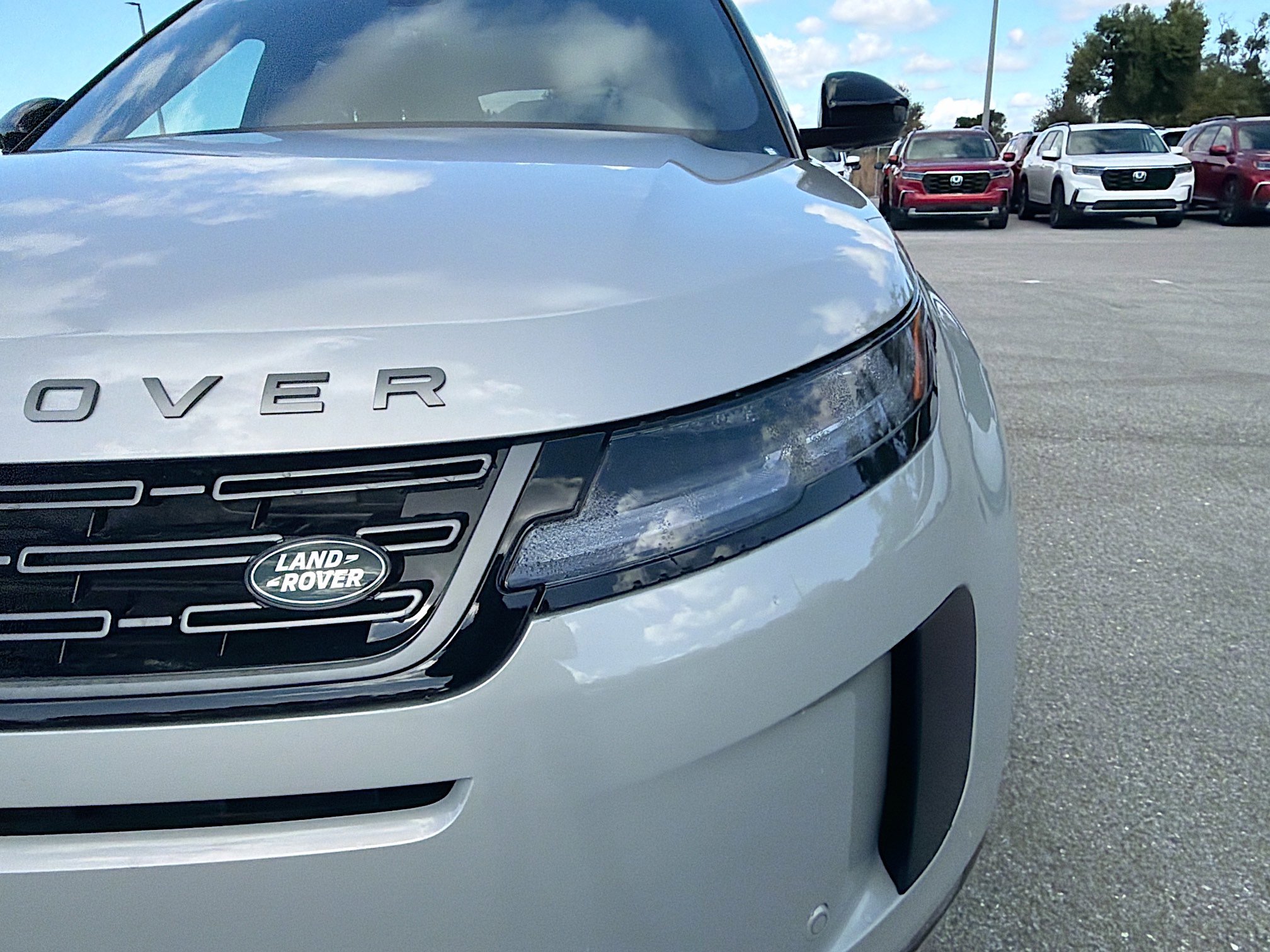 New 2026 Land Rover Range Rover Evoque S image 9