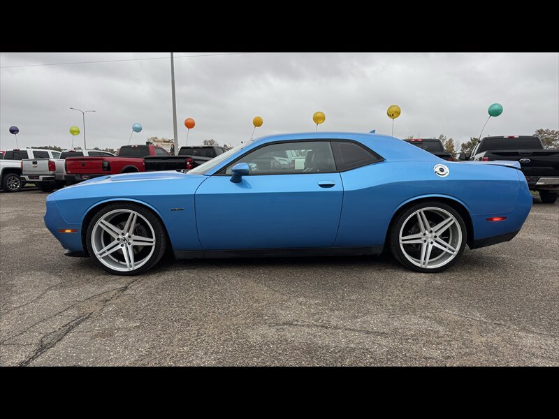 Used 2015 Dodge Challenger R/T Plus RWD image 8
