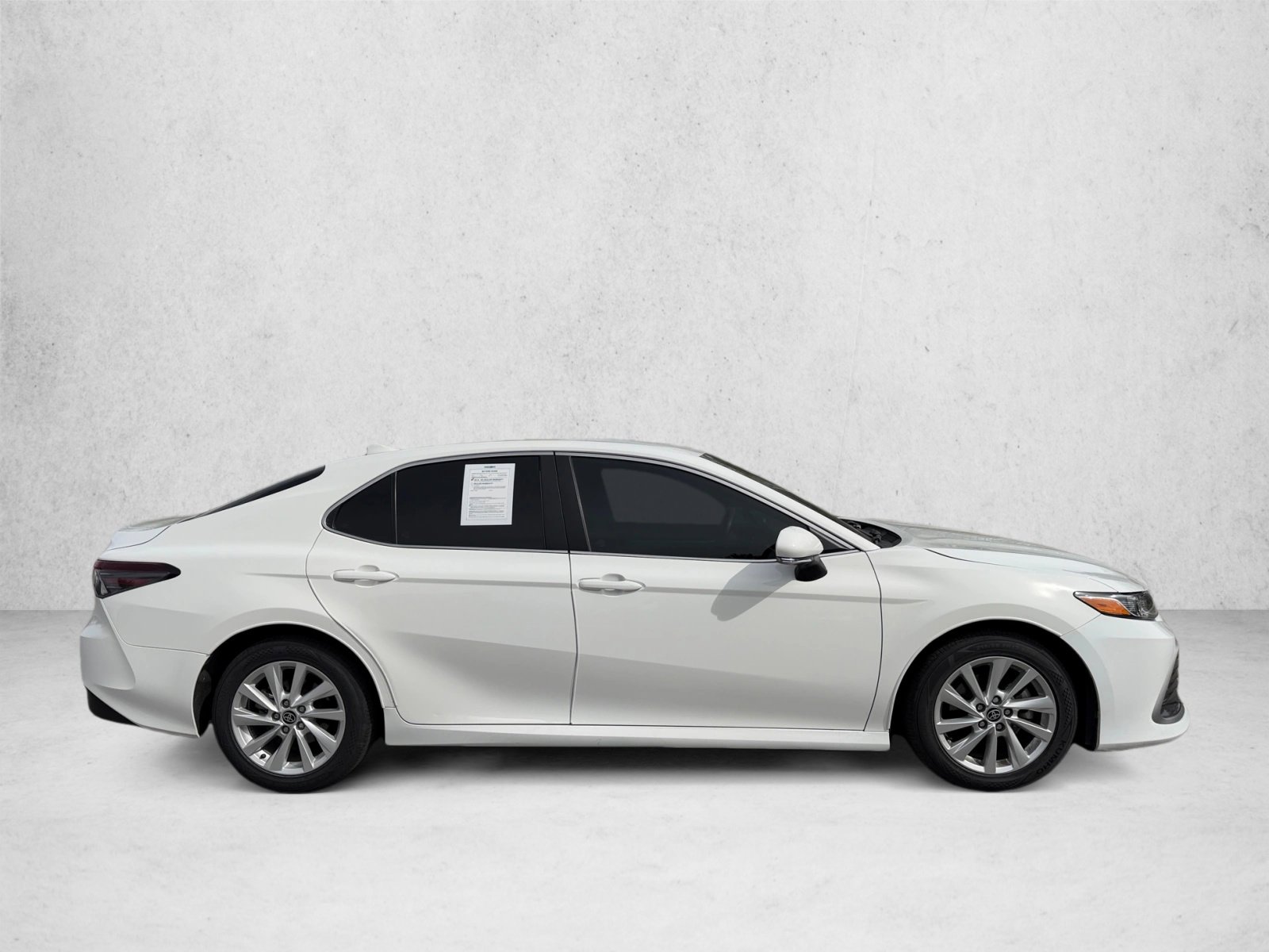 Used 2023 Toyota Camry LE w/ Convenience Package image 4