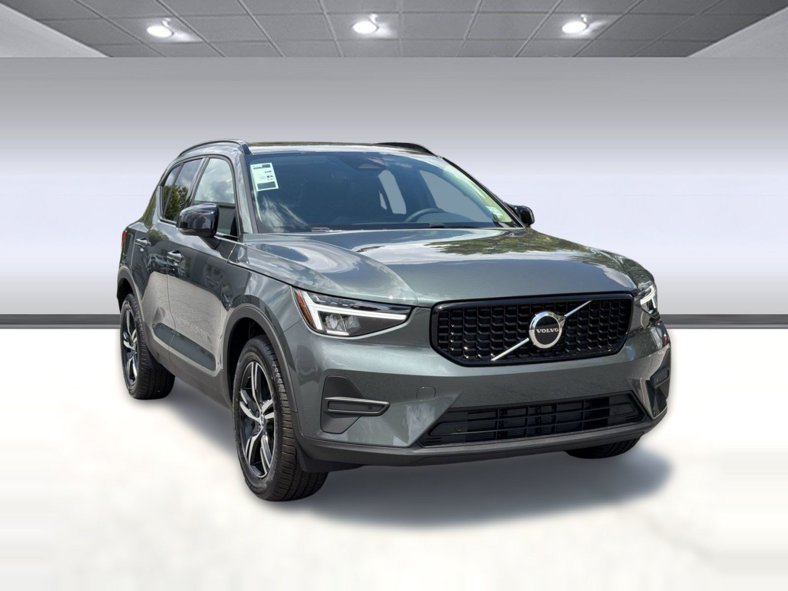 New 2026 Volvo XC40 B5 Core w/ Protection Package Premier AWD/4WD image 7