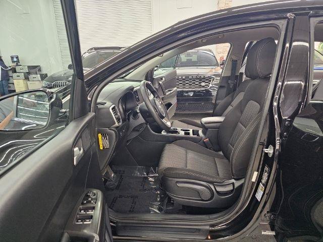 Used 2021 Kia Sportage LX FWD image 28
