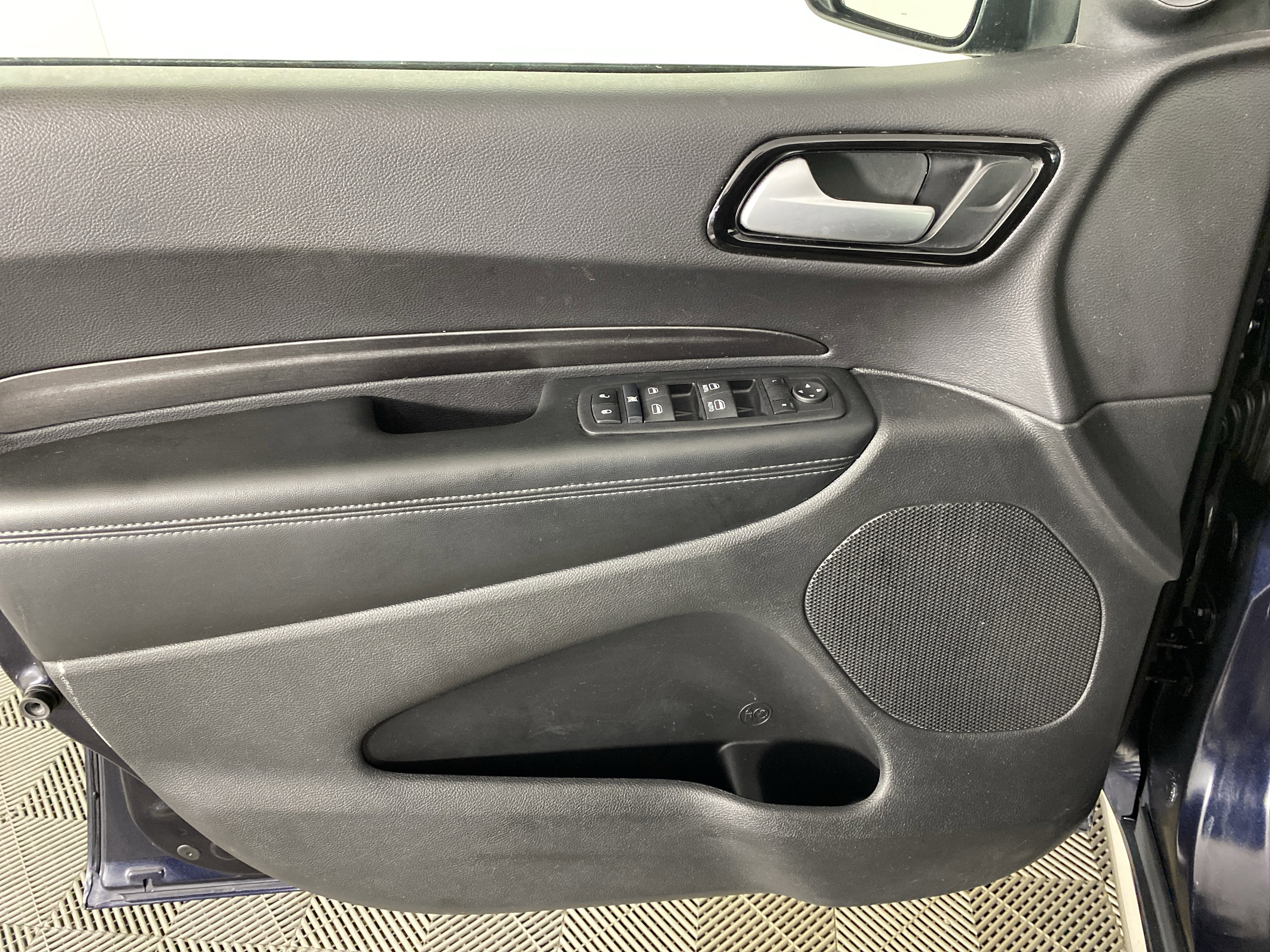 Used 2024 Dodge Durango SXT image 14