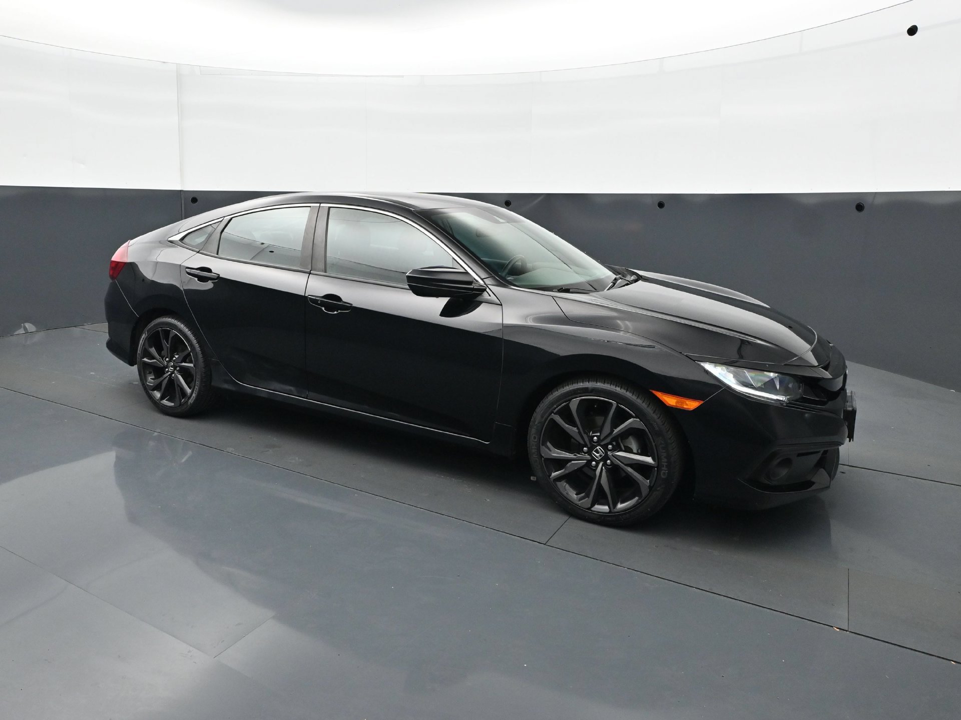 Used 2020 Honda Civic Sport image 9