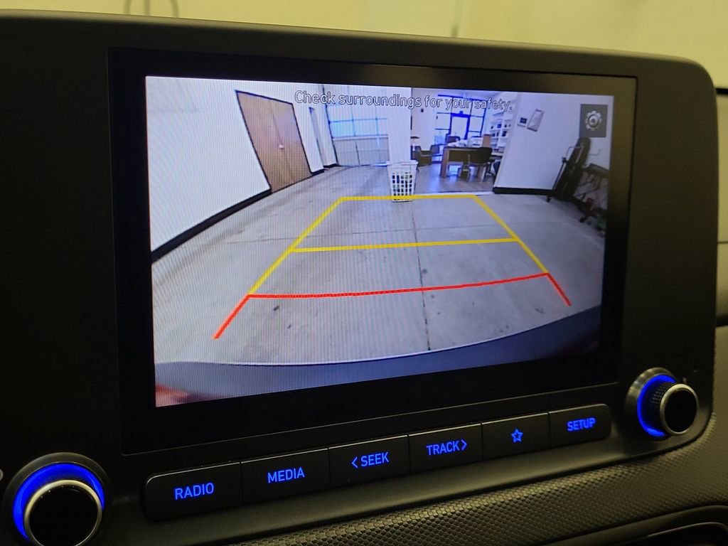 Used 2022 Hyundai Kona SE w/ Cargo Package image 26