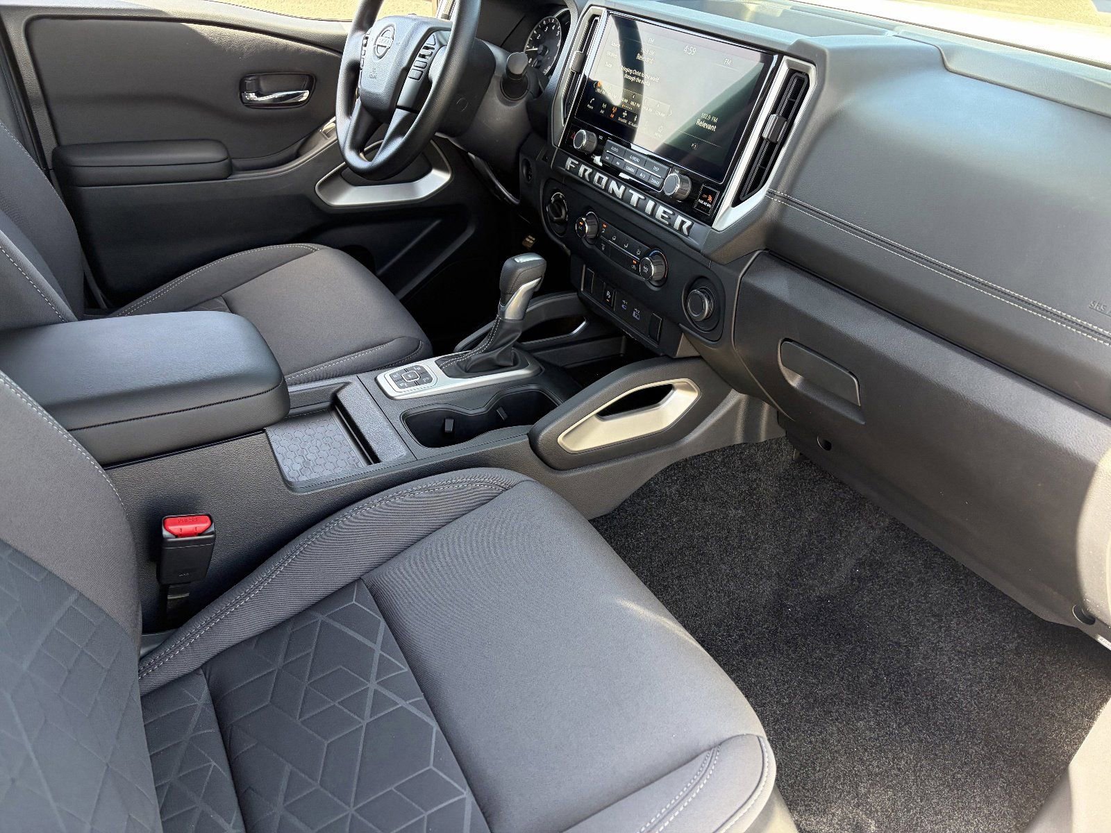 New 2026 Nissan Frontier SV w/ Tow Package AWD/4WD image 13