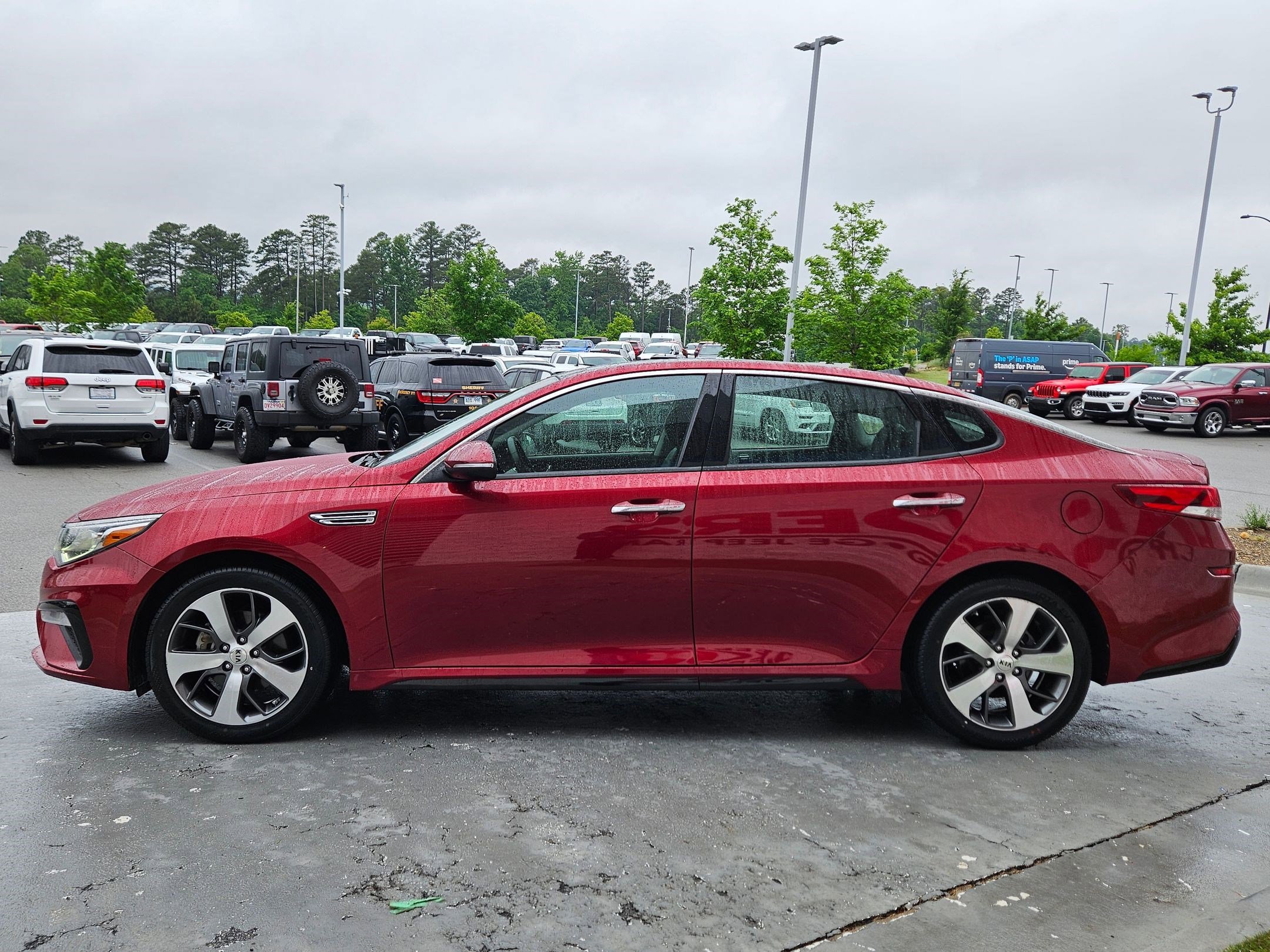Used 2019 Kia Optima S w/ S Panoramic Sunroof Package FWD image 4