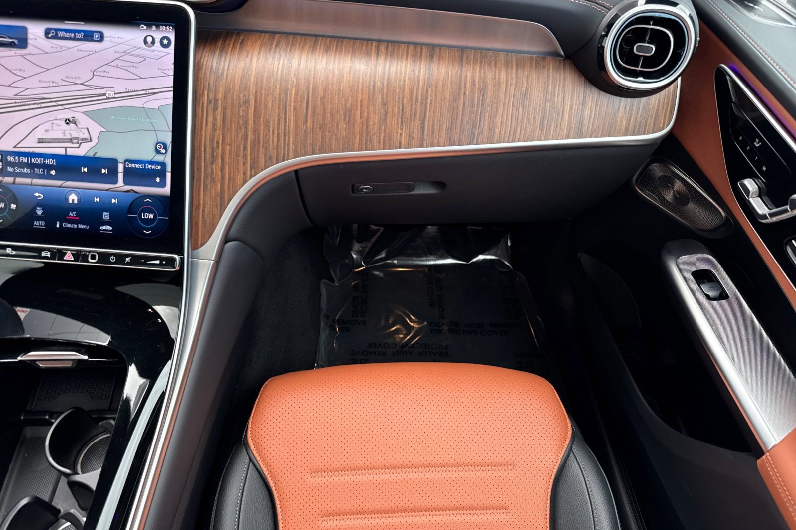 Certified 2023 Mercedes-Benz GLC 300 4MATIC image 30