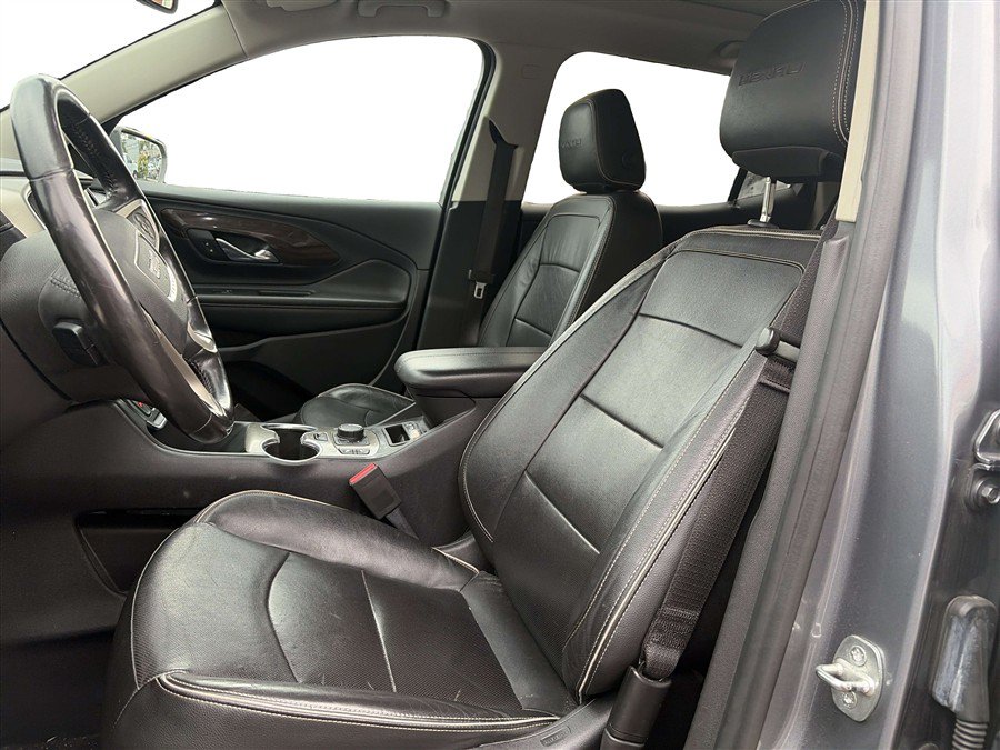 Used 2020 GMC Terrain Denali w/ Denali Premium Package AWD/4WD image 15